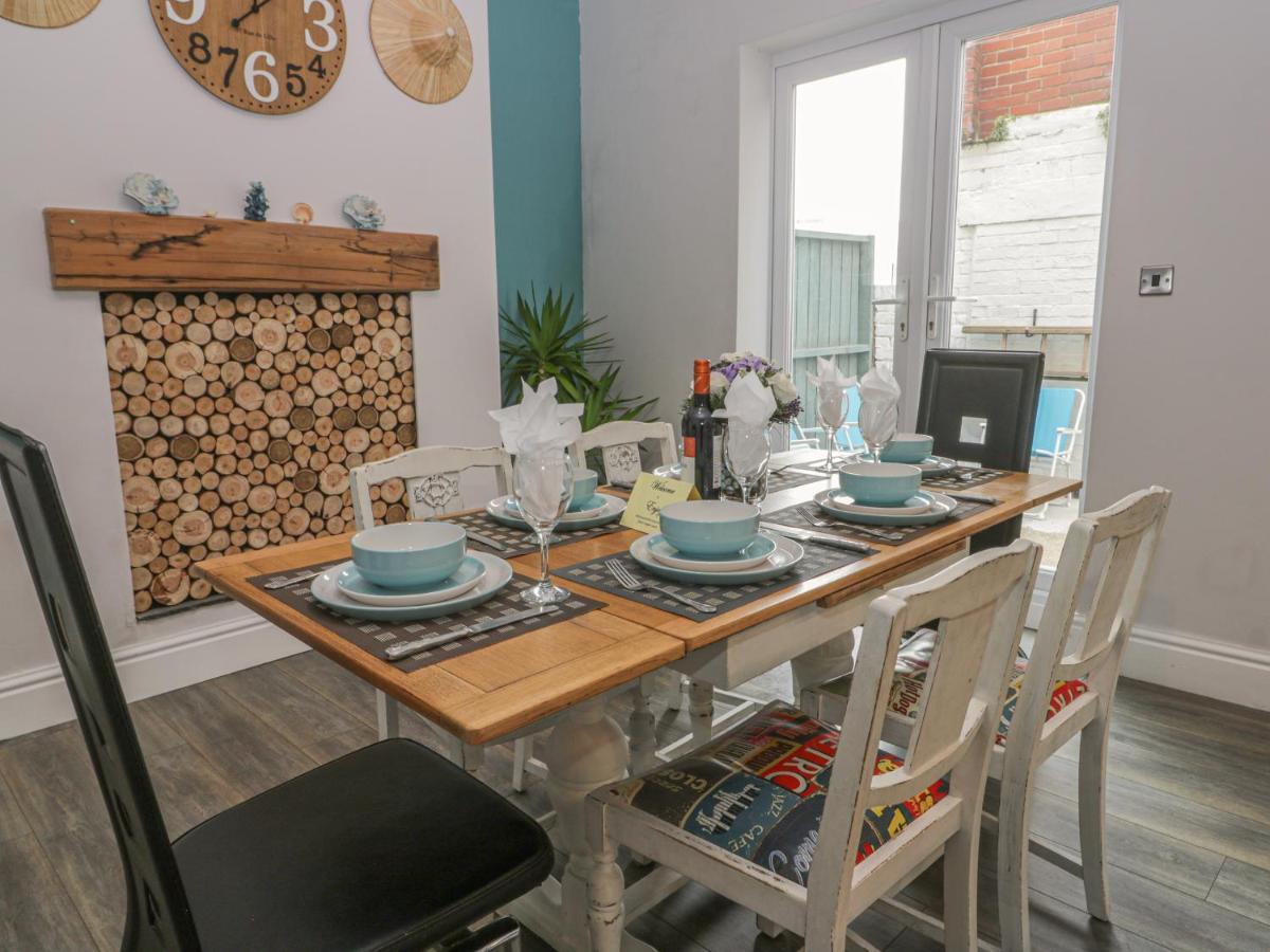 Cosy Coast Cottage บริดลิงตัน ภายนอก รูปภาพ
