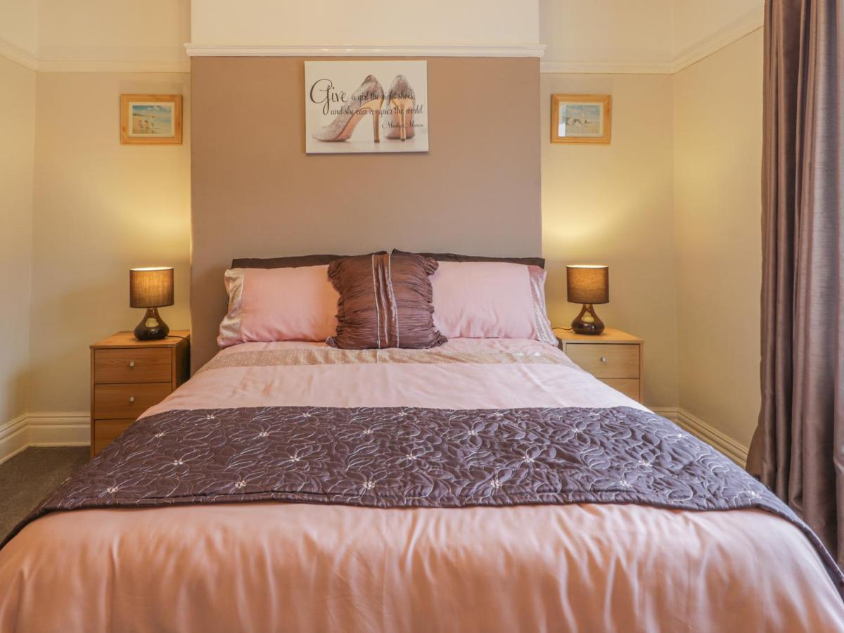 Cosy Coast Cottage บริดลิงตัน ภายนอก รูปภาพ