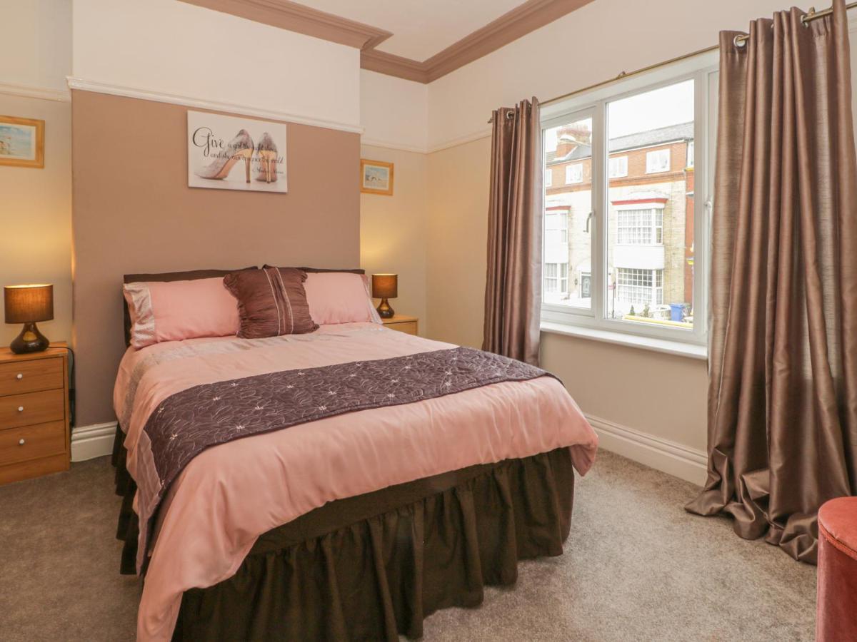 Cosy Coast Cottage บริดลิงตัน ภายนอก รูปภาพ